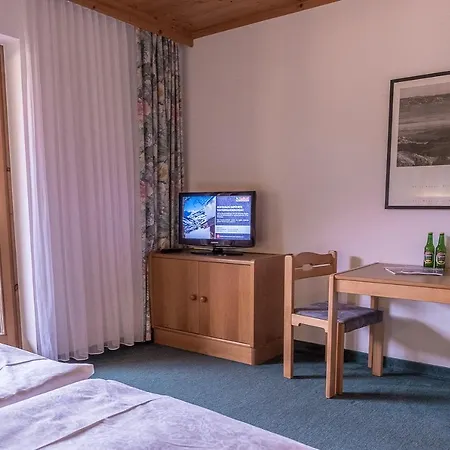 - Margreiter Saalbach-Hinterglemm